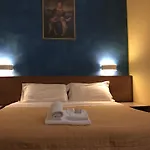 Pellegrino E Pace Hotel