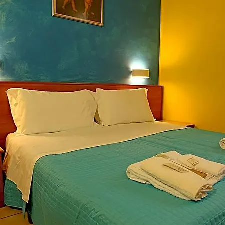 Pellegrino E Pace Hotell Loreto