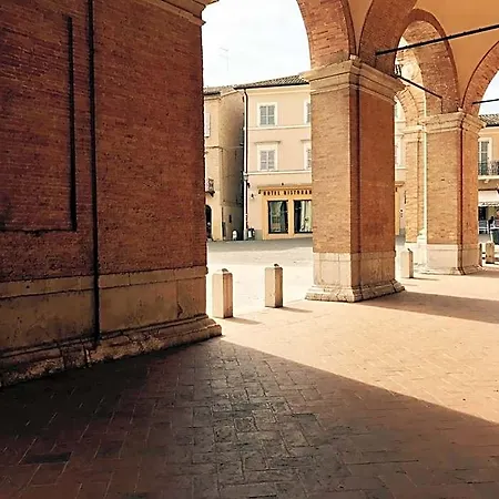 Hotell Pellegrino E Pace 2*