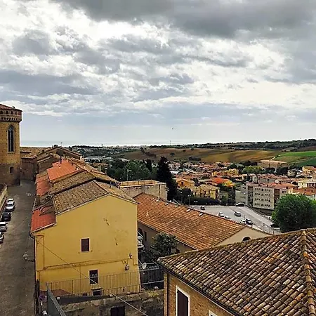 Pellegrino E Pace Loreto