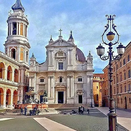 Hotel Pellegrino E Pace 2*